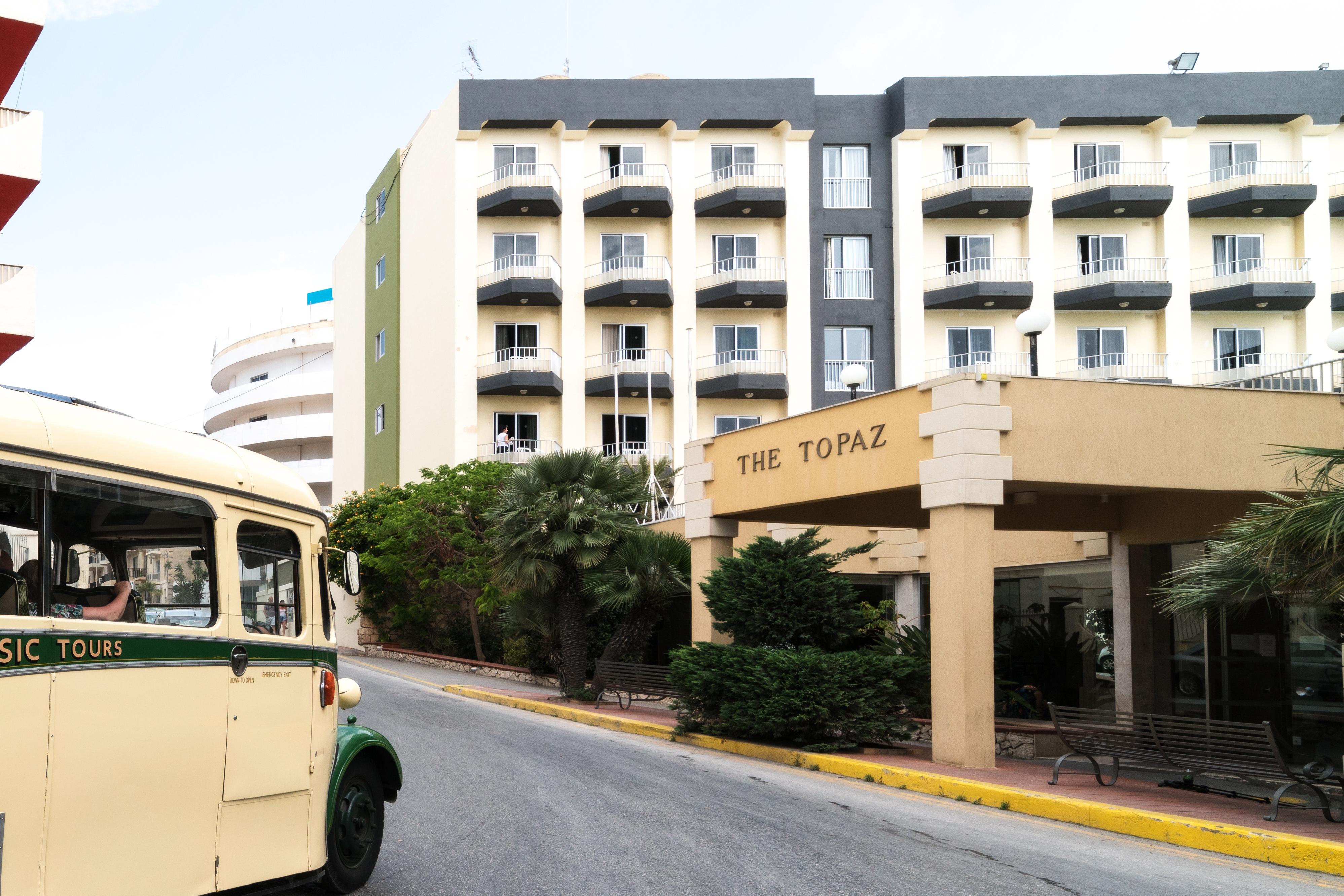 Topaz Hotel Сент-Полс-Бей Экстерьер фото